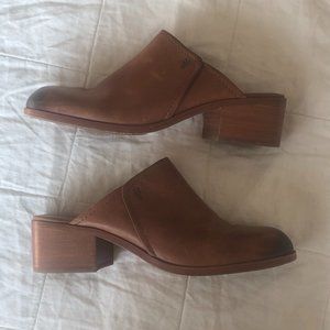 Frye Claire Mule Cognac Leather Size 8.5